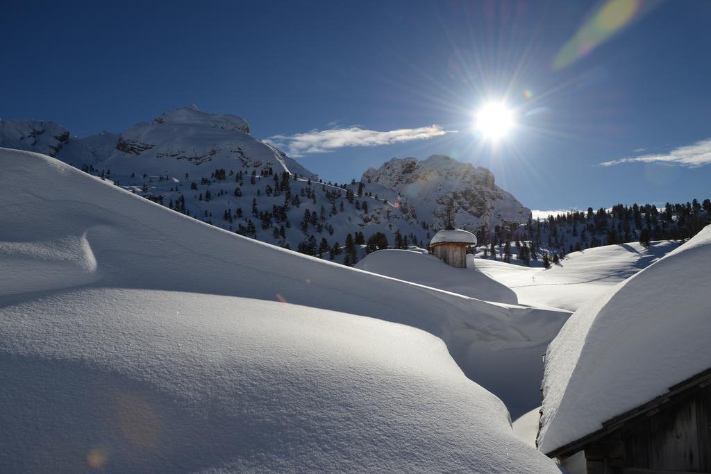 Alpine Hotel Gran Foda' San Vigilio Di Marebbe Bagian luar foto