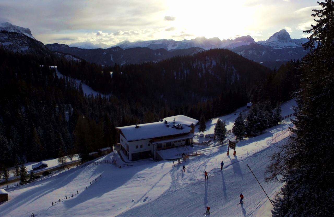 Alpine Hotel Gran Foda' San Vigilio Di Marebbe Bagian luar foto